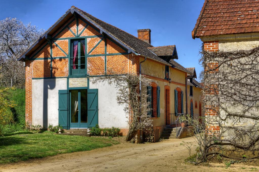 Cottages De Chateau De Vaux Yvré-lʼÉvêque エクステリア 写真